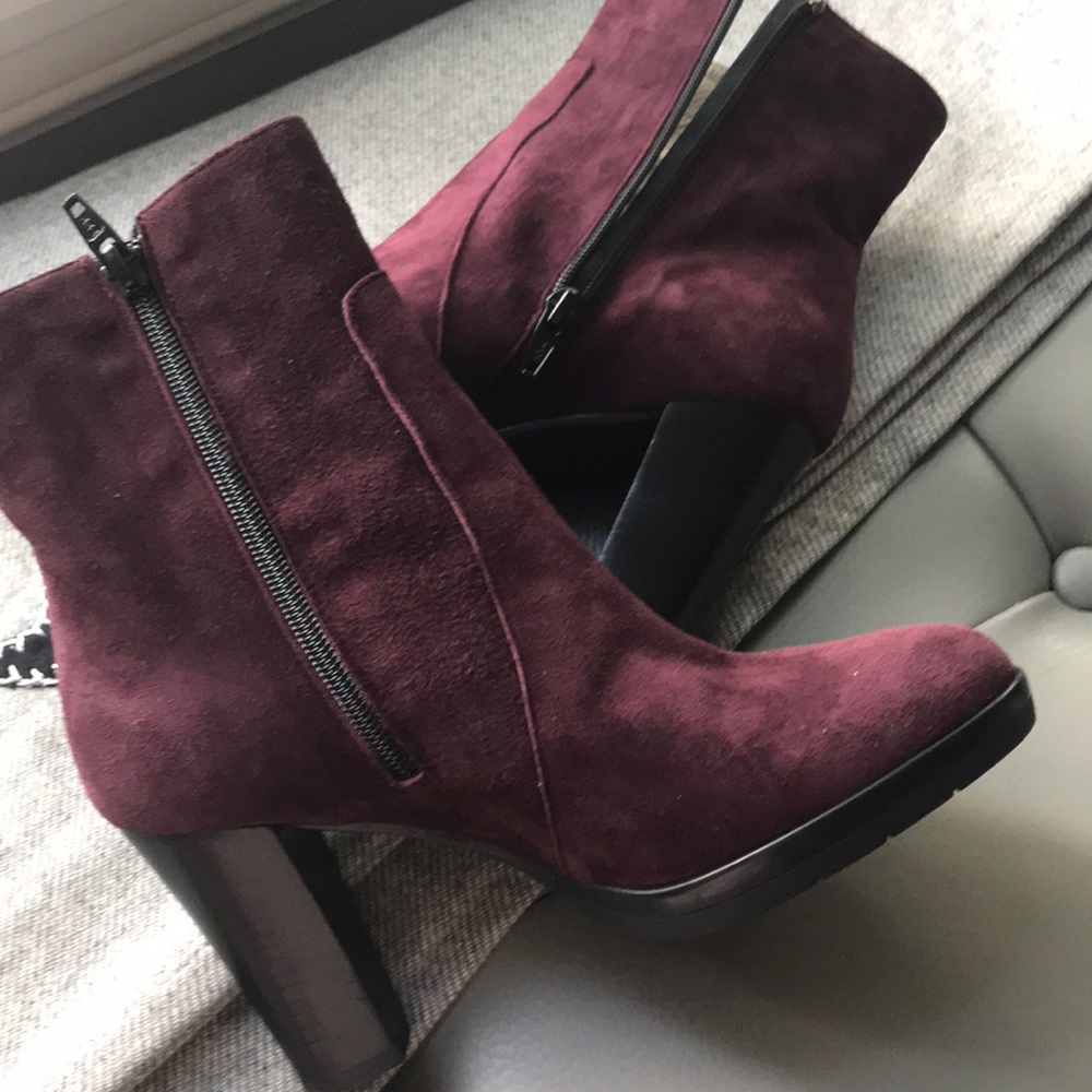 Suede booties - Picture 2 of 8